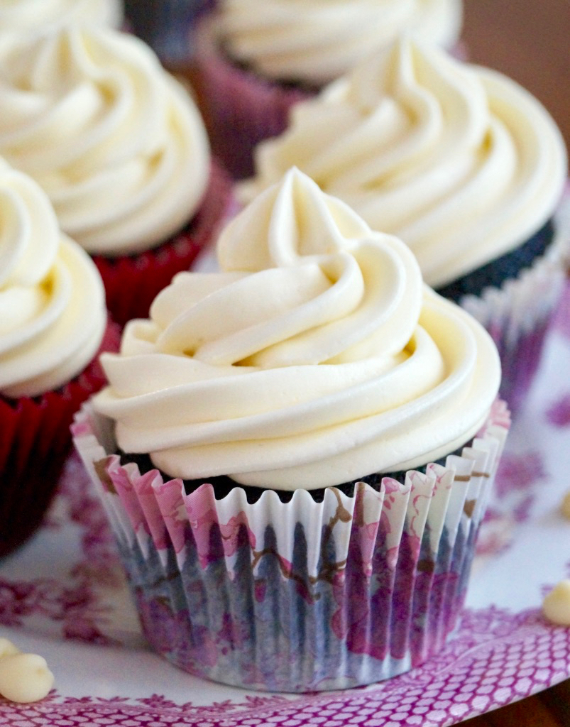 Double Chocolate Cupcakes – What Jessica Baked Next